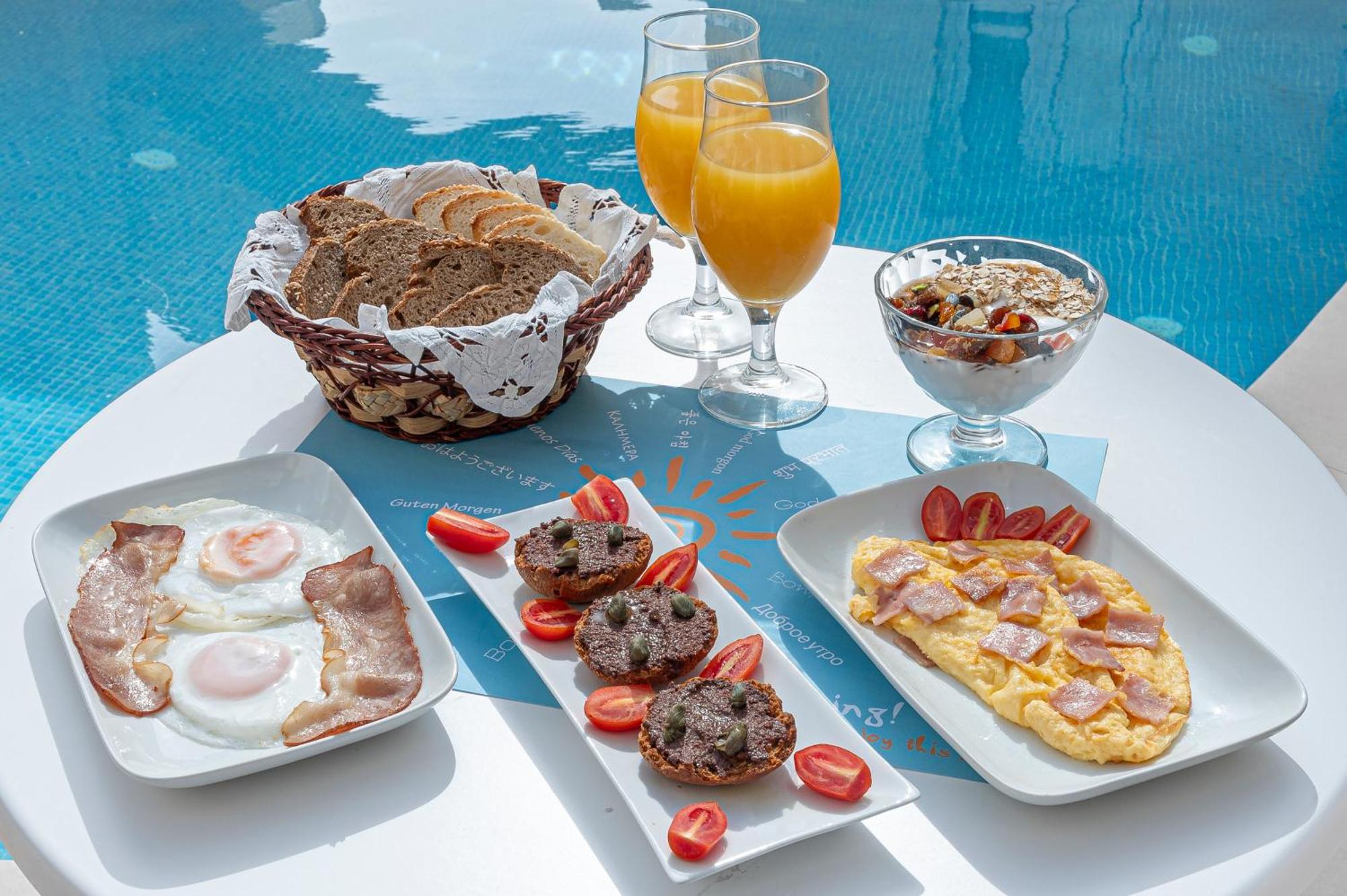 Reverie Santorini Hotel Firostefani Luaran gambar