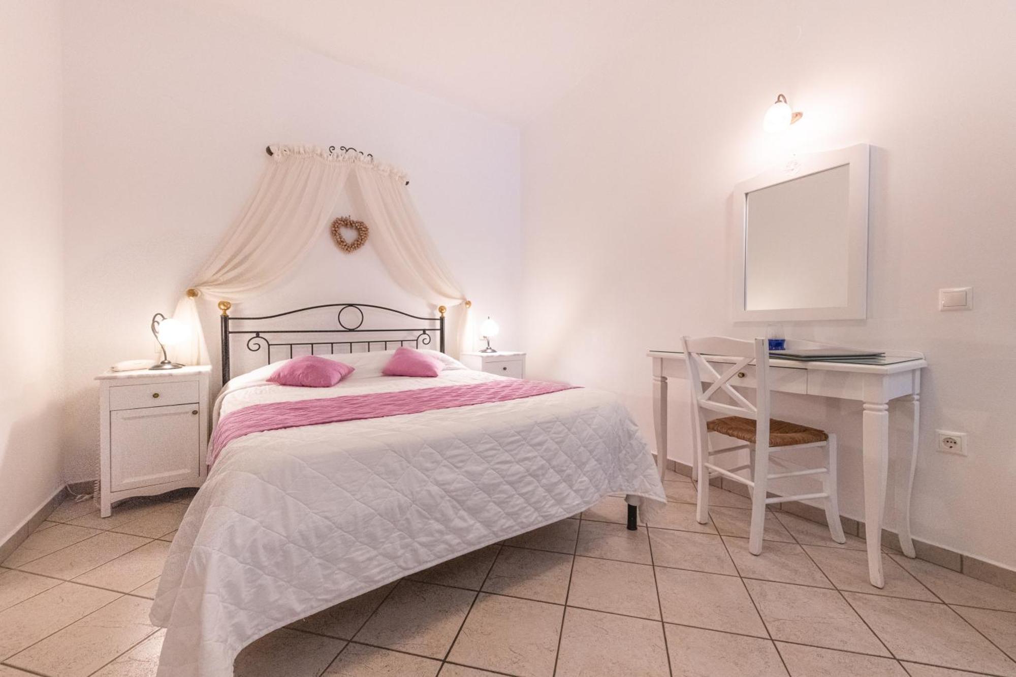 Reverie Santorini Hotel Firostefani Luaran gambar