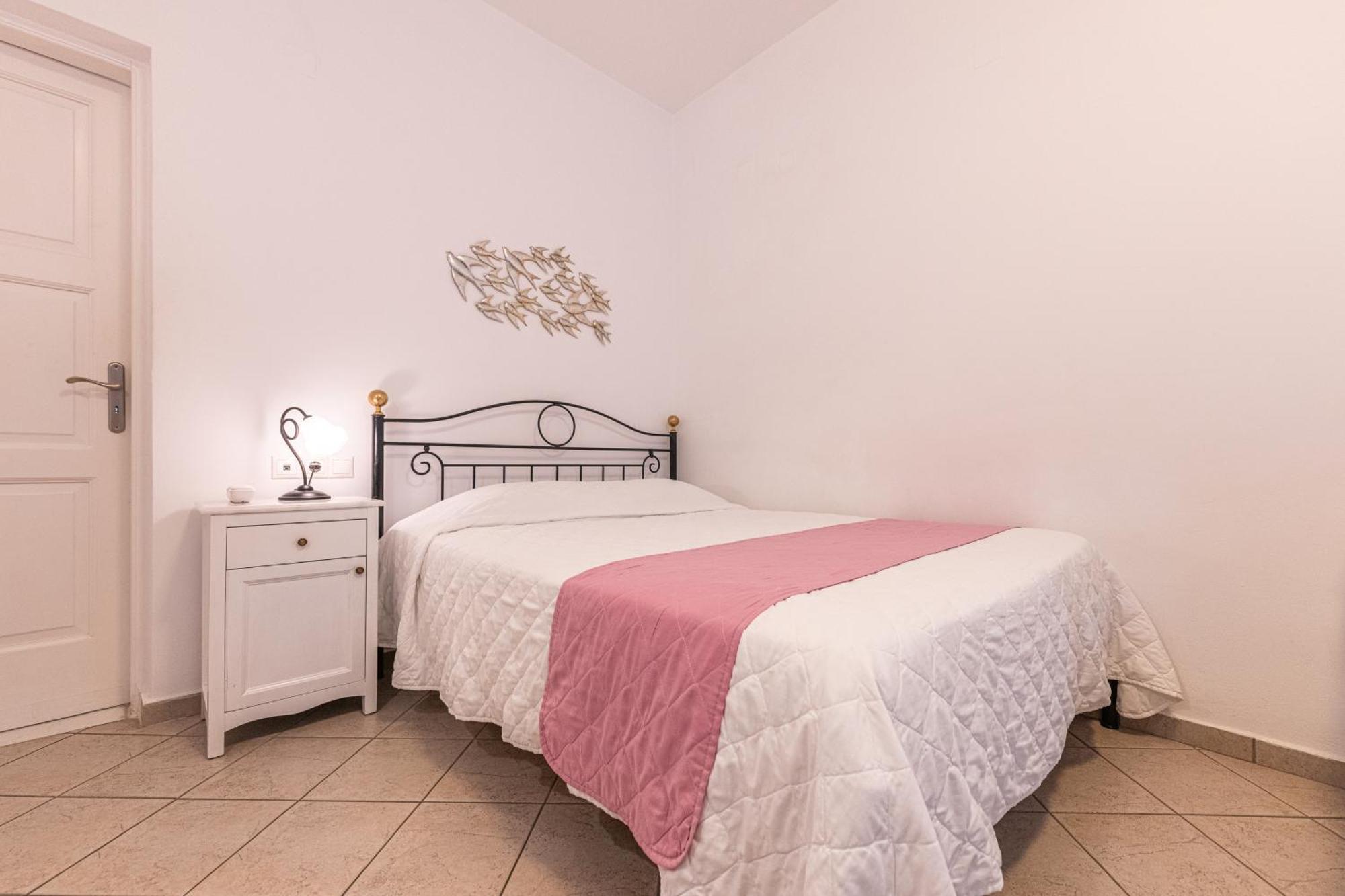Reverie Santorini Hotel Firostefani Bilik gambar